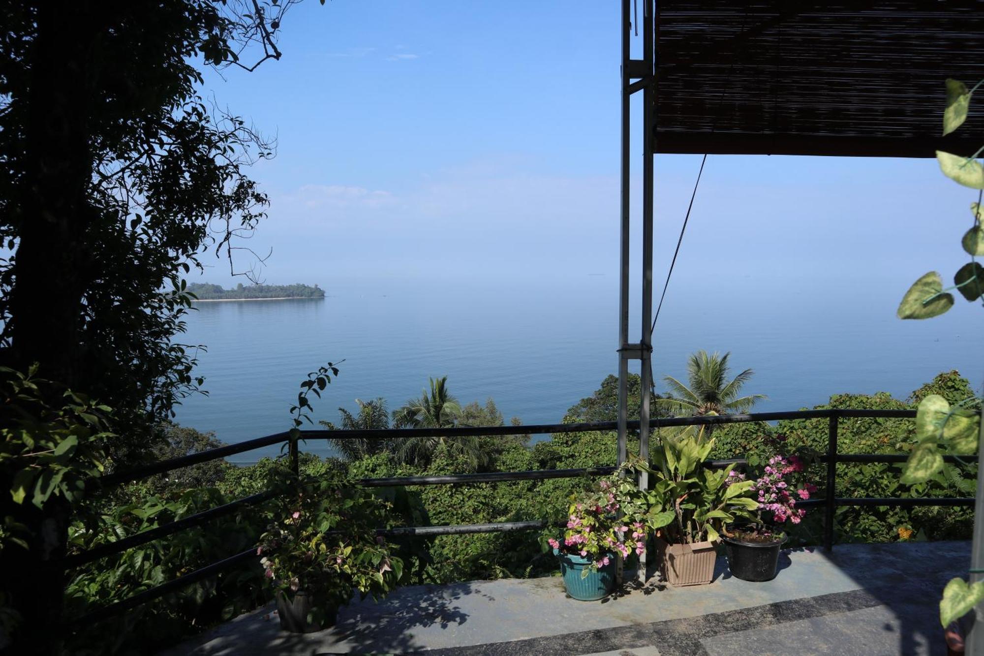 The View Padang, Amazing View, 8 Mins Mentawai Fast Ferry, Cold Beer,Close To Restaurants Екстер'єр фото